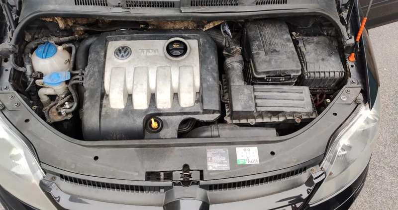 Volkswagen Golf cena 10500 przebieg: 261000, rok produkcji 2006 z Częstochowa małe 191